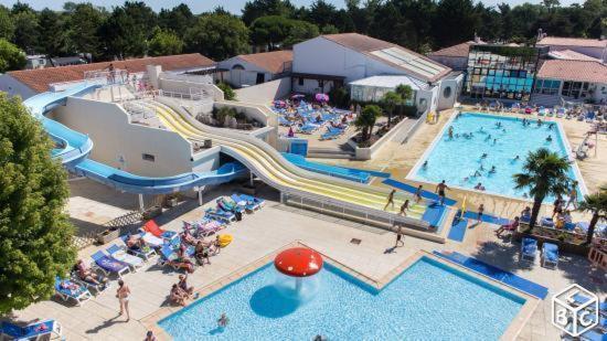 Mh 149 4 Pers Bois Dormant Confort Et Detente Camping Saint-Jean-de-Monts